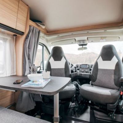VAN-Sunlight-2019-Interieur V60 (3).jpg