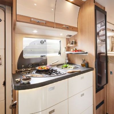 2022_wohnmobil_malibu-t-430-le-kueche.jpg