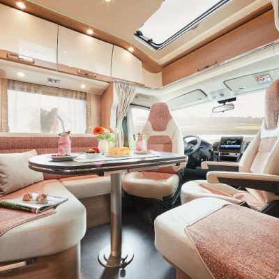 csm_wohnmobil-interieur-teilintegriert-t430le-vh_0cf108a67c.jpg