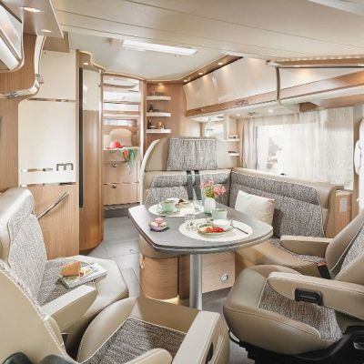 csm_wohnmobil-interieur-integriert-i500qb-vh_1bdd3d3a4e.jpg