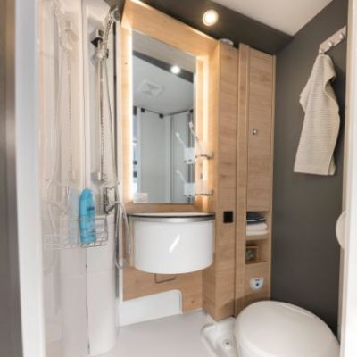 DET_Globebus_Go_T45_Badezimmer_P2.jpg