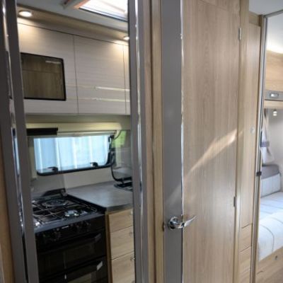 Peugeot_Elddis_Autoquest_196-25.jpg
