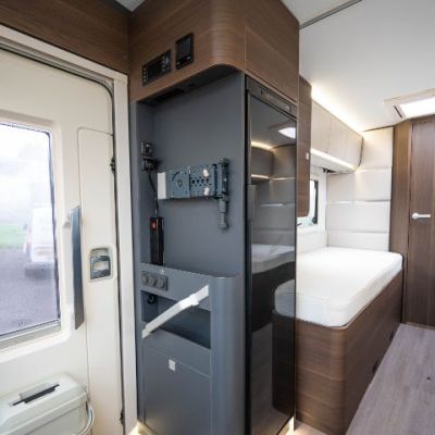Adria Coral 670 SLT-24.jpg