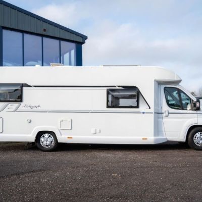 Bailey Autograph-6.jpg