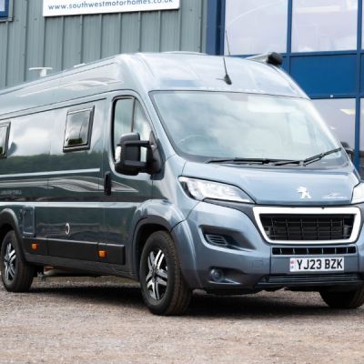 Moto Trek - YJ23 BZK - 12V63171-2.jpg