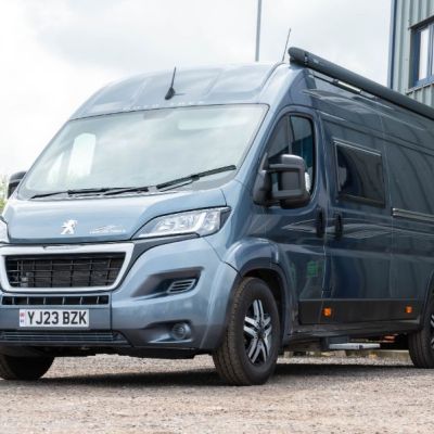 Moto Trek - YJ23 BZK - 12V63171-4.jpg