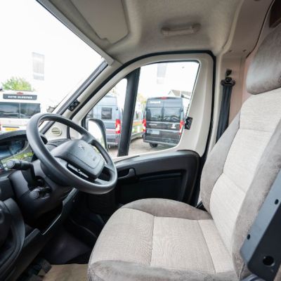 Moto Trek - YJ23 BZK - 12V63171-51.jpg